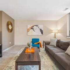3BR Modern & Spacious Downtown Apartment