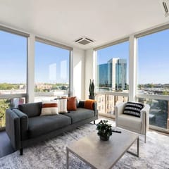 2BR City Suite w/ Amazing Glass Views
