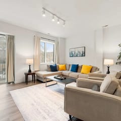 Spacious 3BR · Bronzeville/South Loop · Sleeps 8