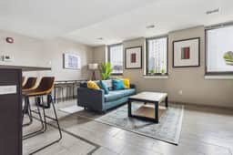 2BR Executive Modern Downtown Apartment - Image 2