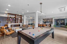 Modern & Bright Chicago City Escape - Image 5