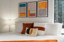 New 4 King Bed / Family Ready Apartment - Image 4