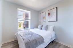 2BR Exclusive Retreat Near Henry Ford - Image 3