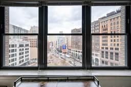2BR Downtown Luxury Getaway - Image 3