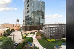 3BR Apartment Near Clybourn Corridor & Old Town - Image 5