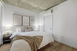 ENVITAE Hotel, 4BR Luxury Modern Apartments - Image 3