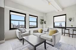 Urban Loft Living in Downtown Detroit & Gym - Image 2