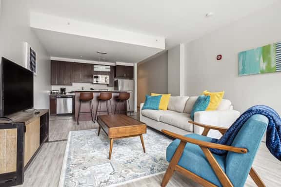 2BR Premium Downtown Suite - Image 1