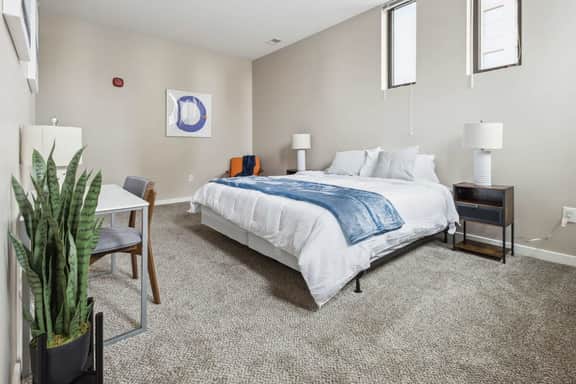2BR Executive Modern Downtown Apartment - Image 4
