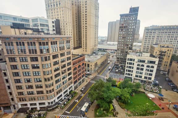 2BR Executive Modern Downtown Apartment - Image 5