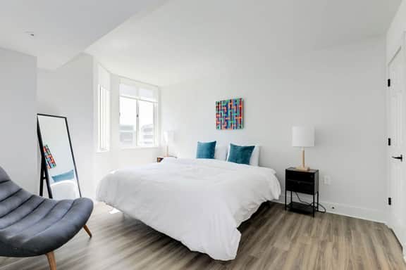 Jetsetter's 2BR Hub Between DC & Airport - Image 3