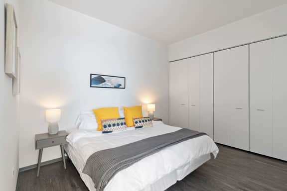 1BR City Loft With Modern Glass Views - Image 3